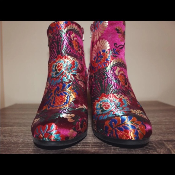 Booties - Picture 3 of 4